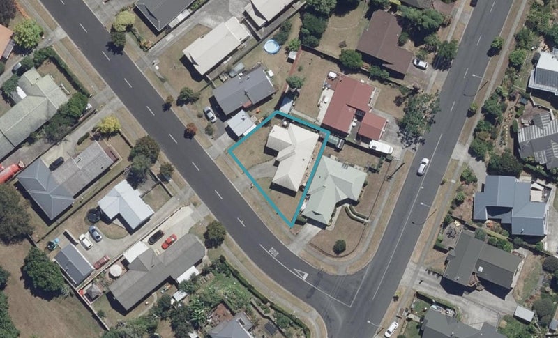 4 Balmerino Crescent, Pukete, Hamilton - Carousel 1
