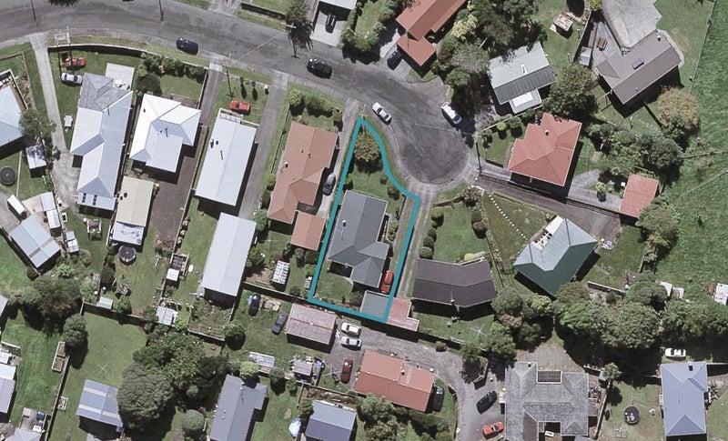 22 Rata Street, Upper Vogeltown, New Plymouth - Carousel 1