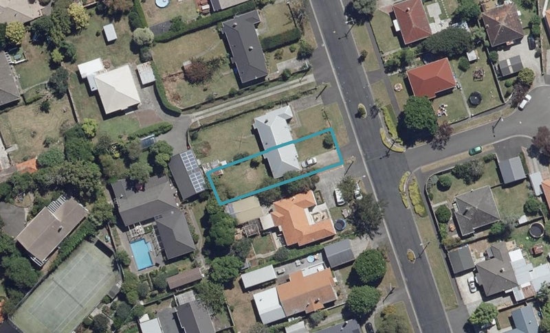 7 Casey Avenue, Fairfield, Hamilton - Carousel 1