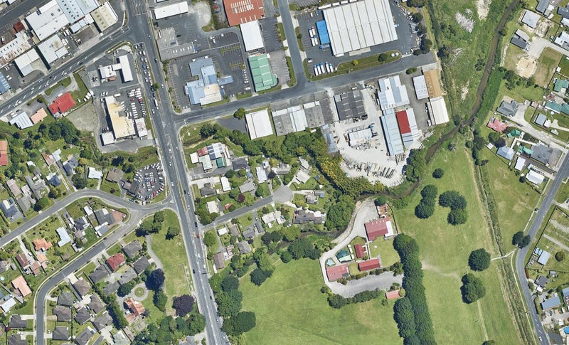 8 Waiwhero Street, Mangakakahi, Rotorua - Carousel 1