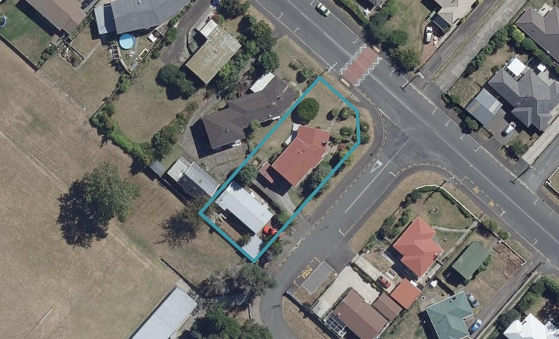 29 Waimarie Street, Nawton, Hamilton - Carousel 1