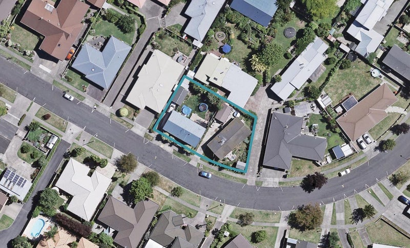 12 Hetley Crescent, Taradale, Napier - Carousel 1