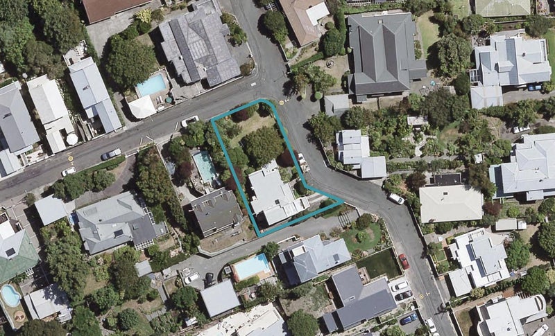 10 Gladstone Road, Bluff Hill, Napier - Carousel 1