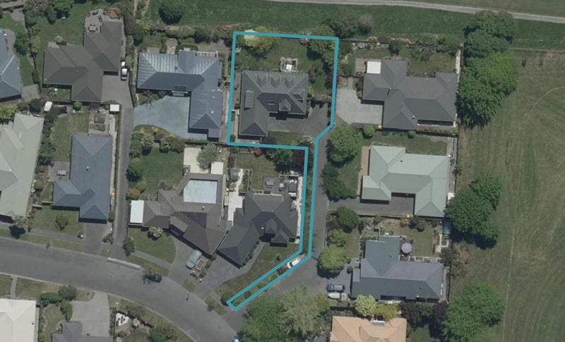 15 Thornwood Place, Redwood, Christchurch - Carousel 1