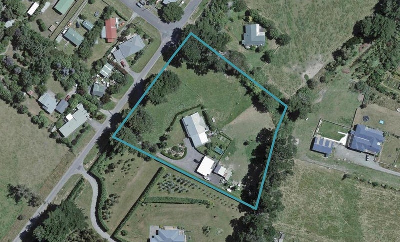 73 Waite Street, Featherston - Carousel 1