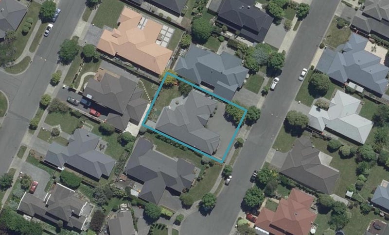 10 Jasper Place, Northwood, Christchurch - Carousel 1