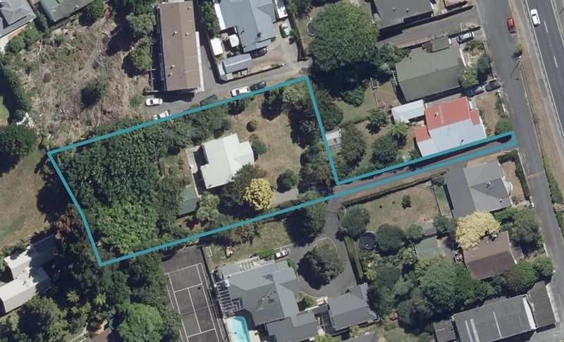 645 Grey Street, Hamilton East, Hamilton - Carousel 1