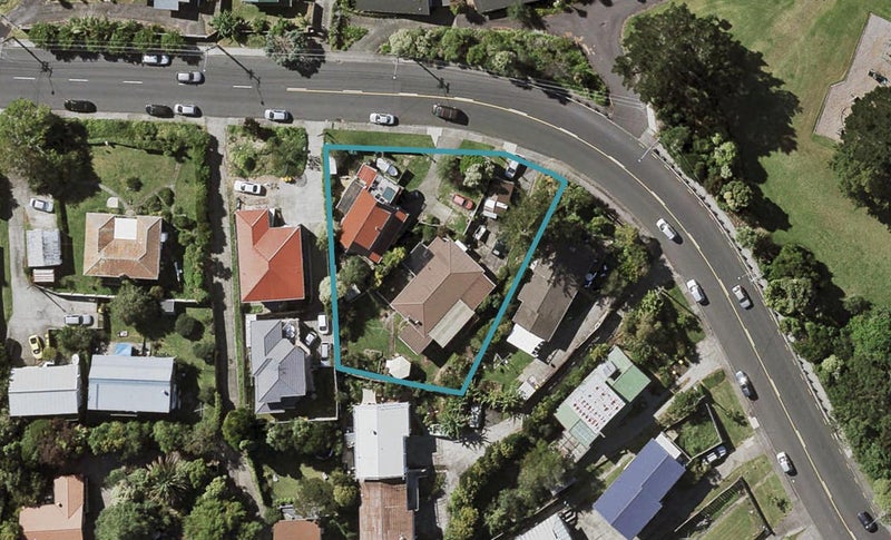 2/77 Target Road, Tōtara Vale, Auckland - Carousel 1
