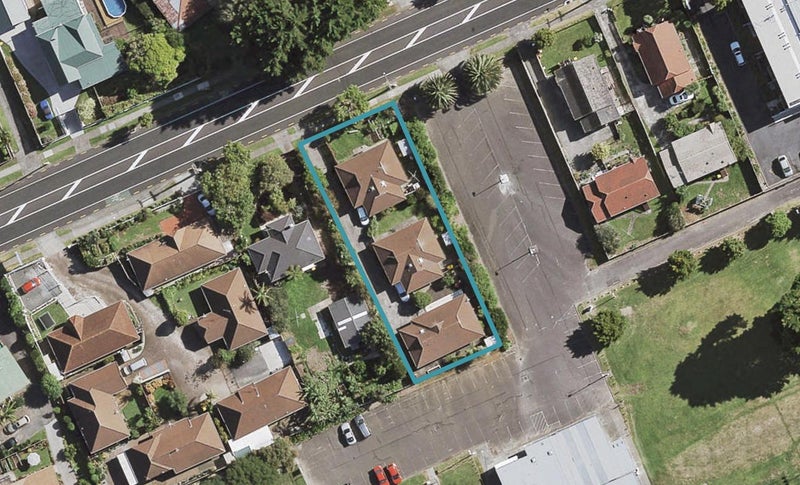 3/19 Alfriston Road, Manurewa East, Auckland - Carousel 1