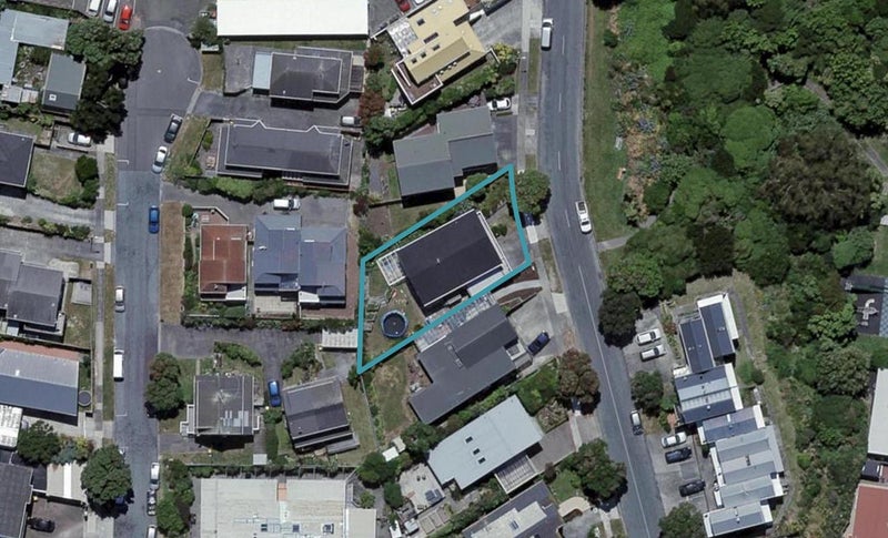 11 Kaikoura Street, Maupuia, Wellington - Carousel 1