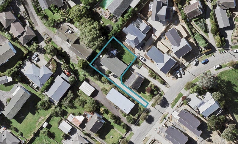34A Castledine Crescent, Glen Innes, Auckland - Carousel 1