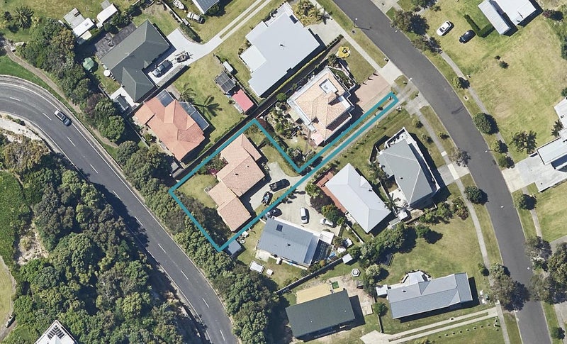 50 Bowentown Boulevard, Bowentown, Katikati - Carousel 1