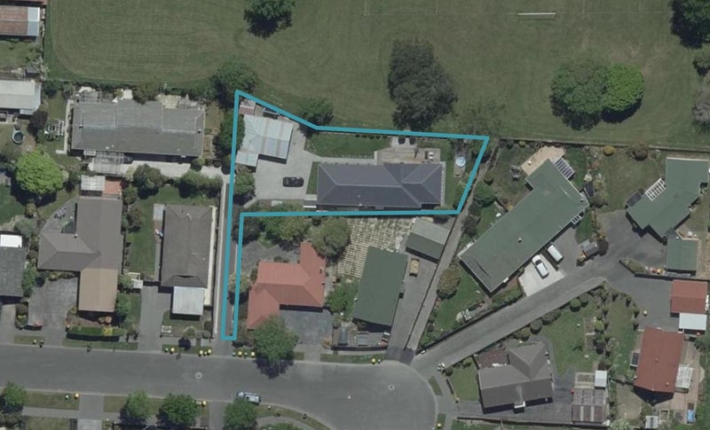 7B Kruse Place, Redwood, Christchurch - Carousel 1