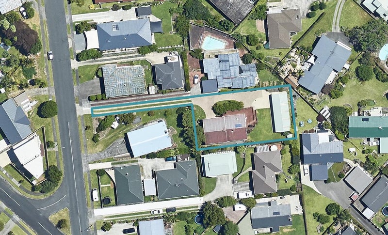 30 Upland Street, Brookfield, Tauranga - Carousel 1