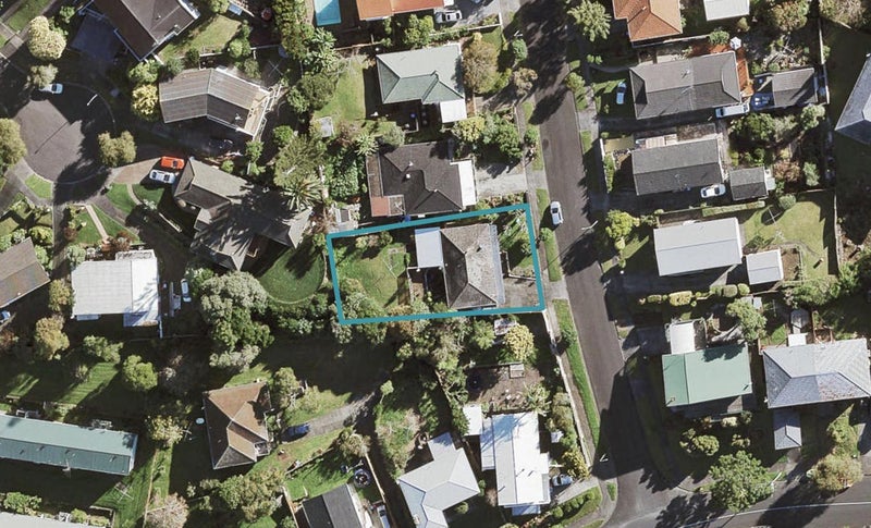 4 Pasteur Place, New Windsor, Auckland - Carousel 1