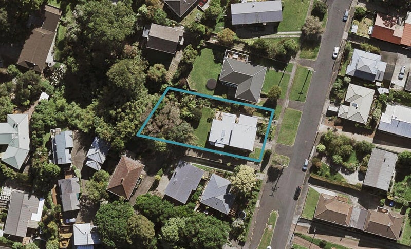 2/37 Howard Road, Northcote, Auckland - Carousel 1