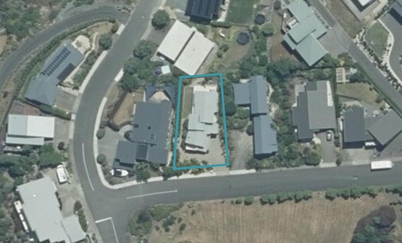 14 Windsor Drive, Britannia Heights, Nelson - Carousel 1