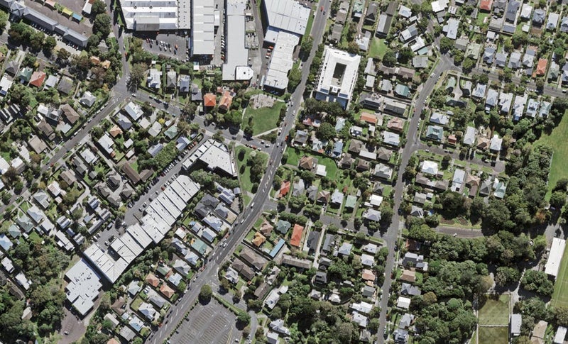 34 Morningside Drive, Morningside, Auckland - Carousel 1