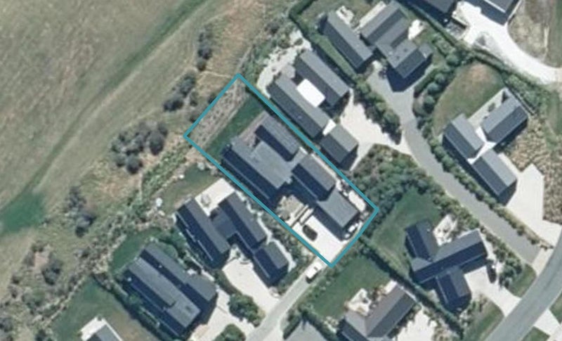 4 Pioneer Court, Jacks Point, Queenstown - Carousel 1
