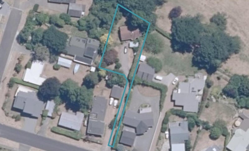 18 Matuku Street, Two Mile Bay, Taupō - Carousel 1