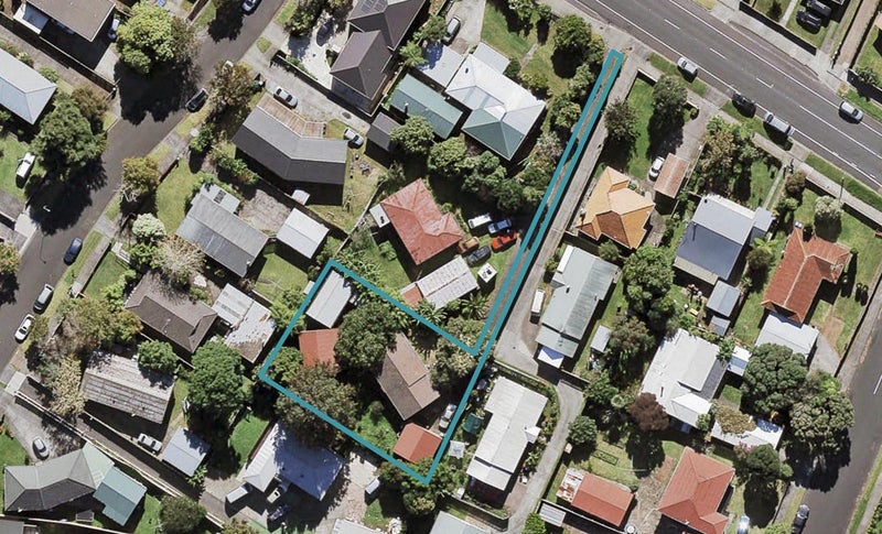 94 Avondale Road, Avondale, Auckland - Carousel 1