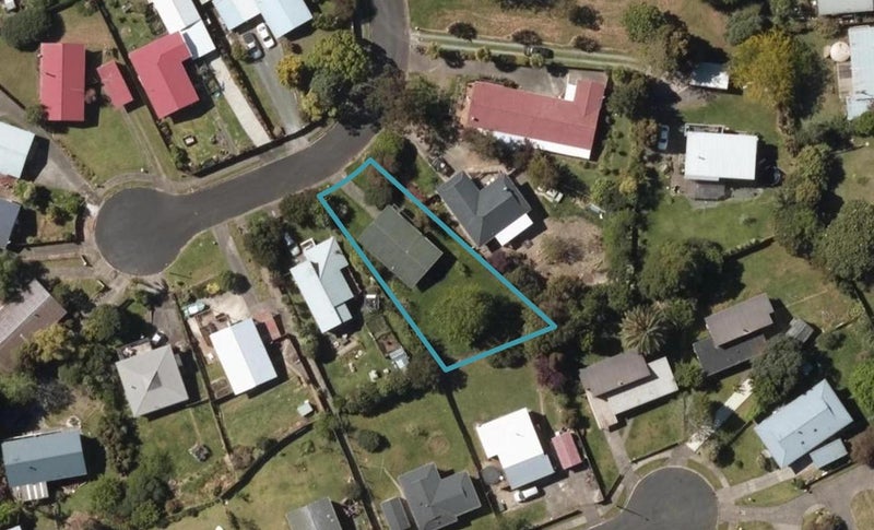 13 Lockheed Place, Onerahi, Whangarei - Carousel 1