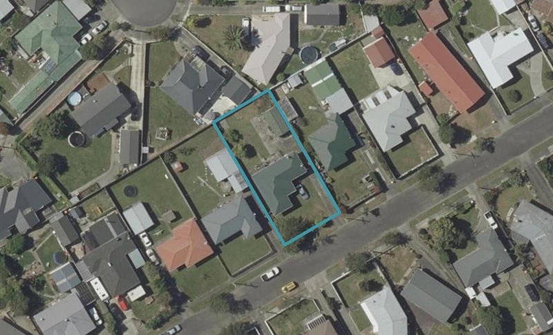 26 Tararua Terrace, Cloverlea, Palmerston North - Carousel 1