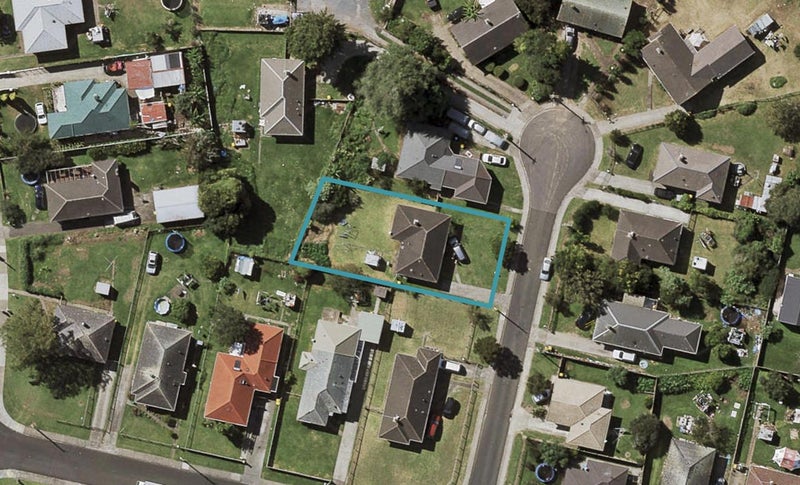 6 Craig Place, Otara, Auckland - Carousel 1
