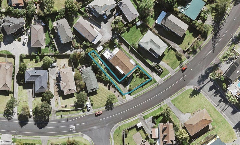 126A Halsey Drive, Lynfield, Auckland - Carousel 1