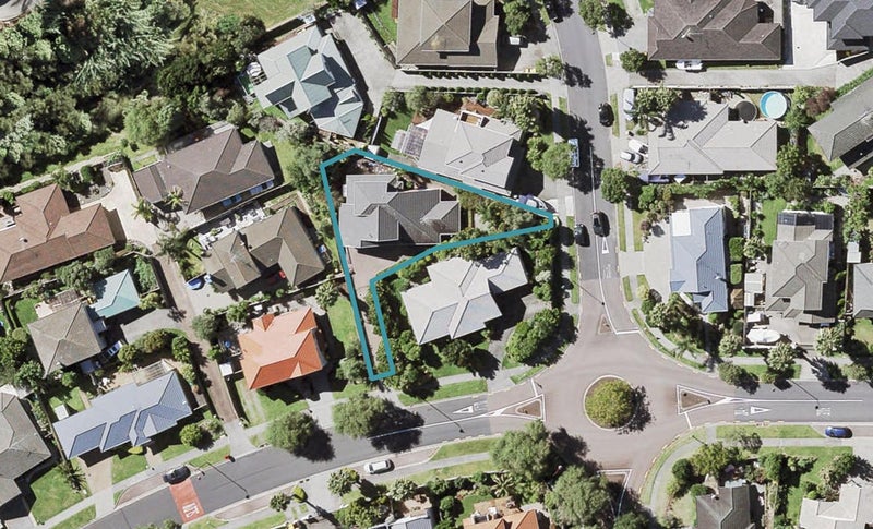 13 Ponderosa Drive, Oteha, Auckland - Carousel 1