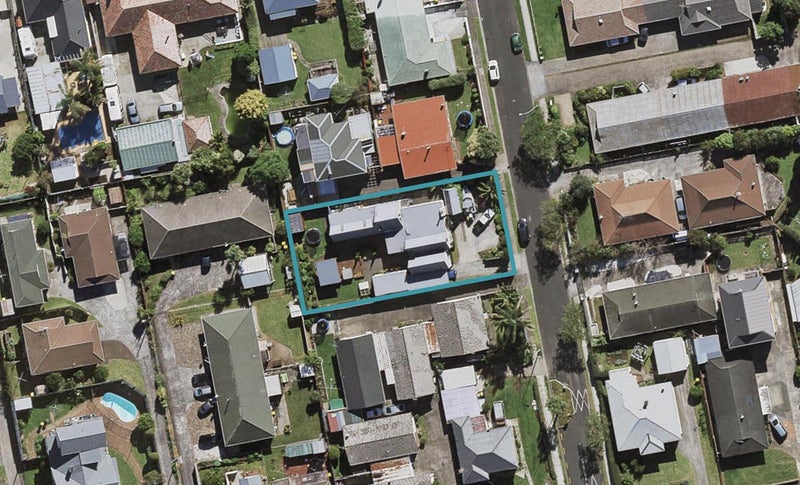 7 Warwick Avenue, Papatoetoe, Auckland - Carousel 1