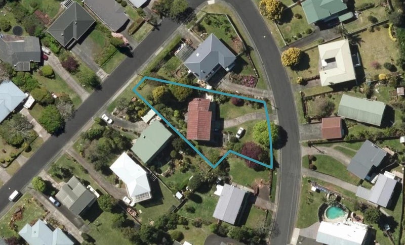 26 Fisher Terrace, Kamo, Whangarei - Carousel 1