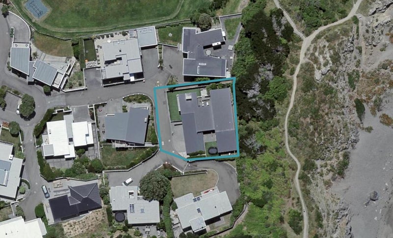 71 Burnham Street, Seatoun, Wellington - Carousel 1