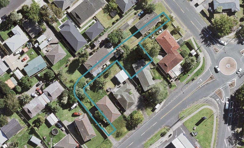 2 Fetu Oso Lane, Henderson, Auckland - Carousel 1
