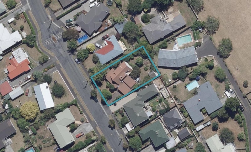 15 Johnsview Terrace, Hillcrest, Hamilton - Carousel 1