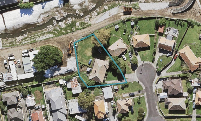 2/6 Buccaneer Street, Mount Roskill, Auckland - Carousel 1