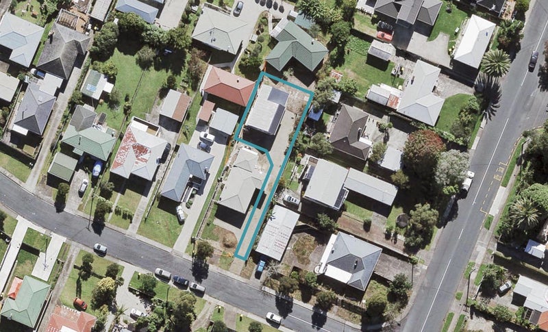1A Albert Road, Kelston, Auckland - Carousel 1