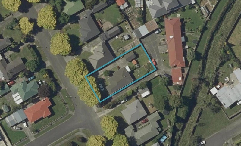 65 Birmingham Street, Takaro, Palmerston North - Carousel 1