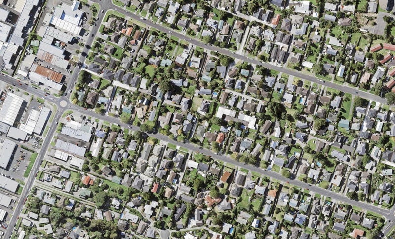 43 Rodney Street, Howick, Auckland - Carousel 1