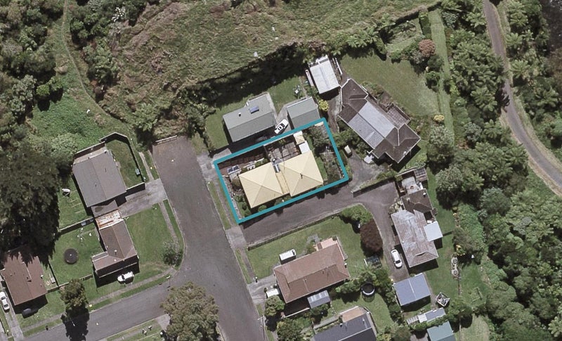 116 Riversdale Drive, Merrilands, New Plymouth - Carousel 1