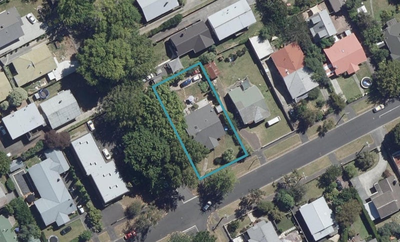 17 Piako Road, Claudelands, Hamilton - Carousel 1