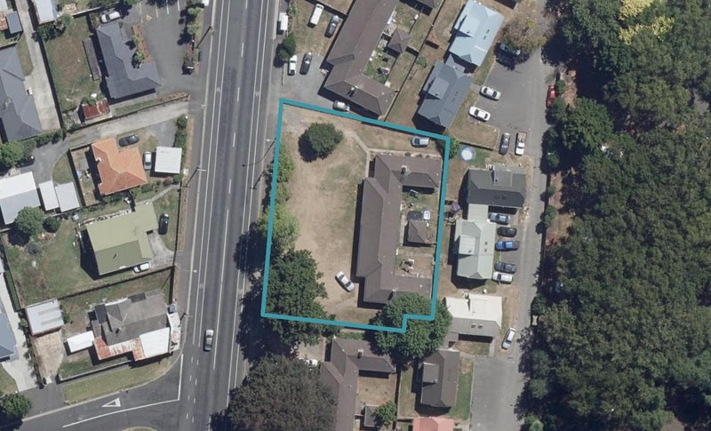 104 Peachgrove Road, Hamilton East, Hamilton - Carousel 1