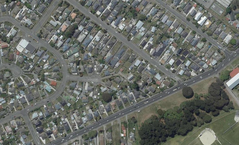 13 Winnipeg Place, Wainoni, Christchurch - Carousel 1