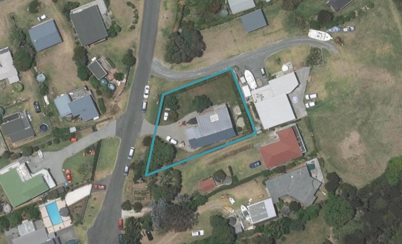 49 Robert Street, Mangawhai Heads, Mangawhai - Carousel 1
