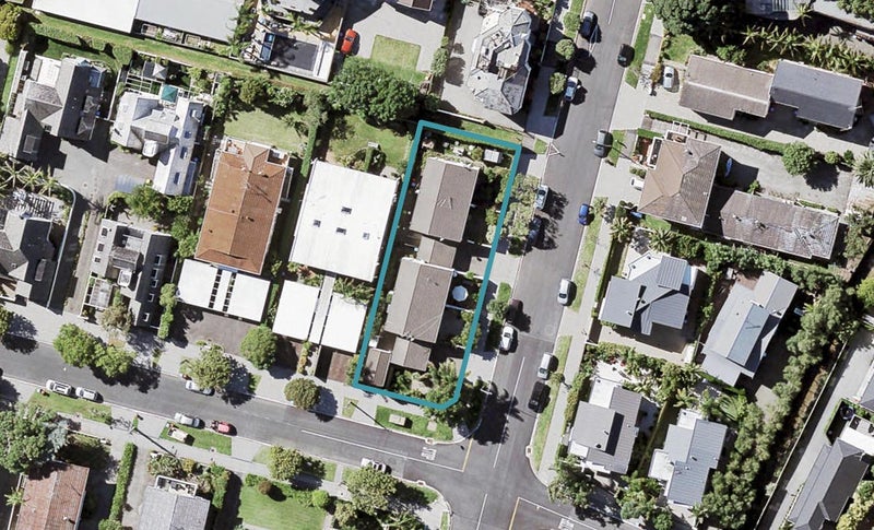 2/3 Sage Road, Kohimarama, Auckland - Carousel 1