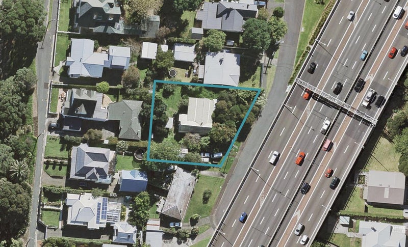 14 Princes Street, Northcote Point, Auckland - Carousel 1