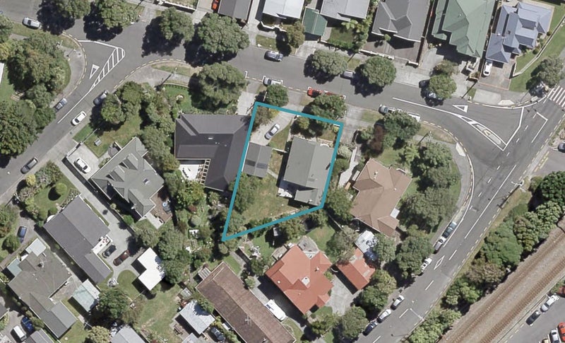 42 Wilford Street, Woburn, Lower Hutt - Carousel 1