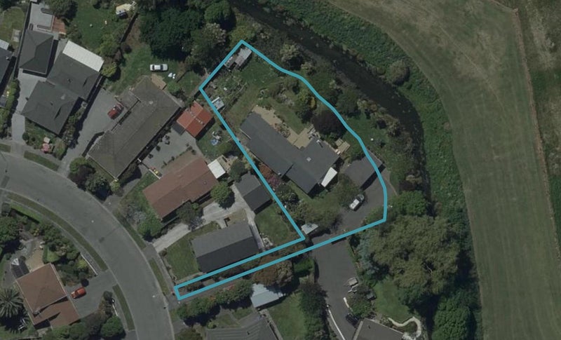 10 Bidwell Place, Hillmorton, Christchurch - Carousel 1