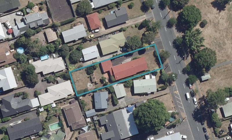 17 Herbert Road, Queenwood, Hamilton - Carousel 1