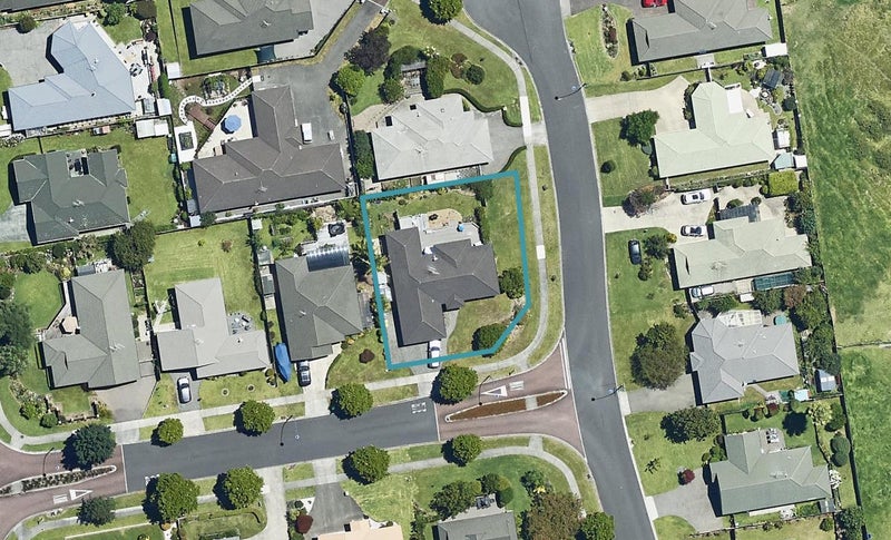 9 Chiswick Avenue, Bethlehem, Tauranga - Carousel 1